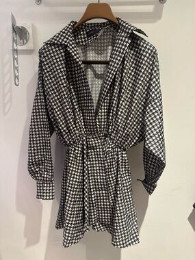 Norma Kamali Black and White Houndstooth Mini Dress